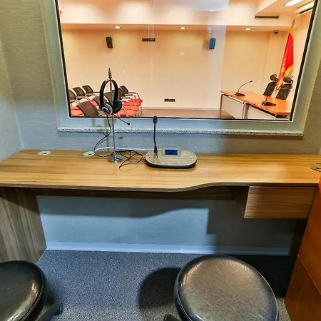 Готель Kings Park