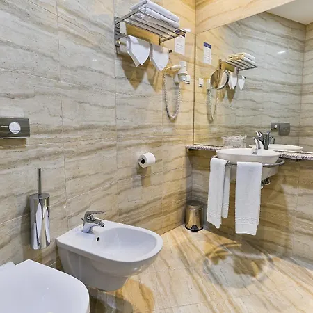 Отель Kings Park Подгорица