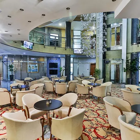 Hotel Kings Park 4*